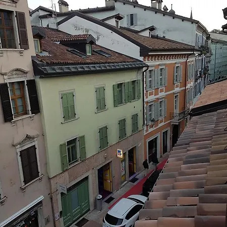 Cri Apartment *