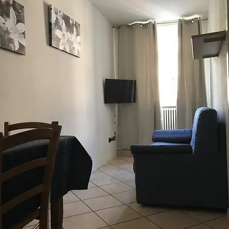 Cri Apartment *